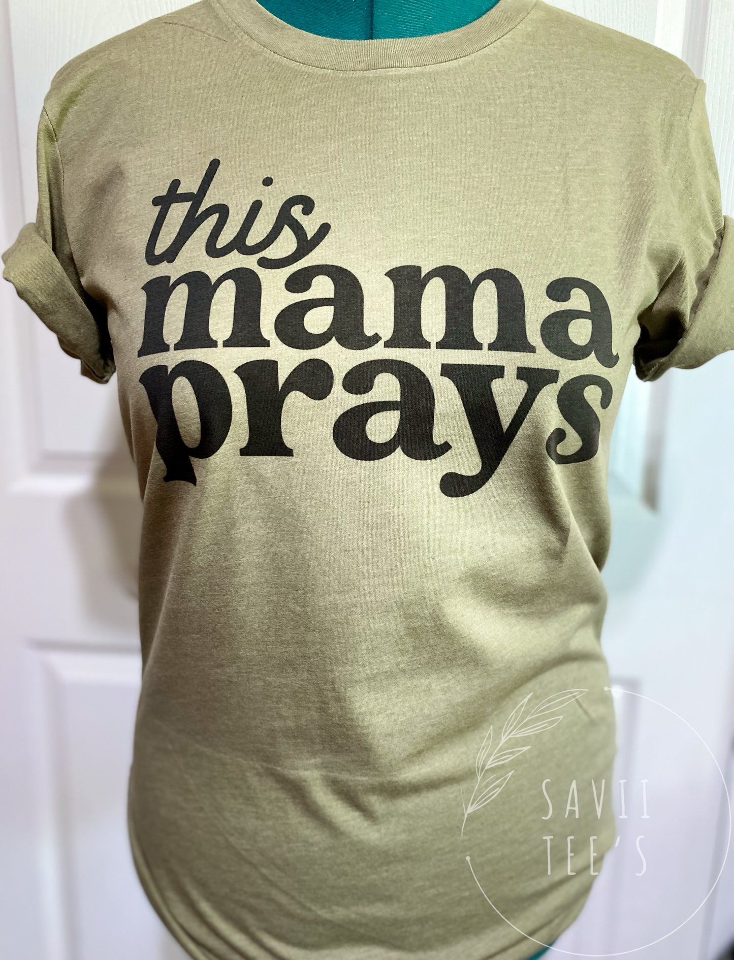 This Mama Prays tee