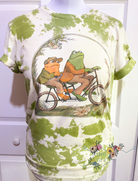 Frog and Toad bleached tee